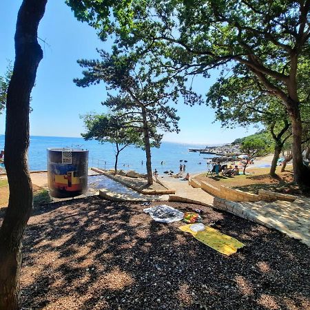 Boric Mobile Homes In Bijela Uvala And Zelena Laguna Пореч Екстериор снимка